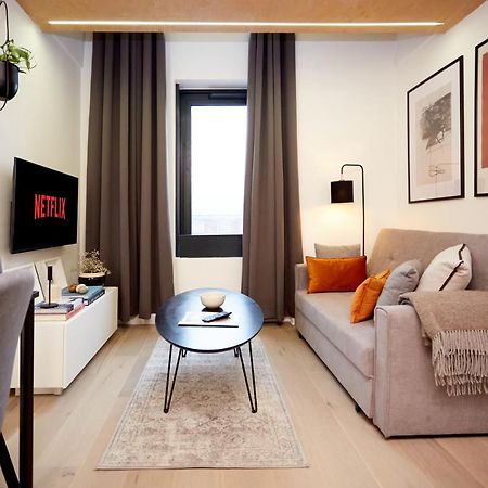 Luxury New Built Split-Level Flat With Rooftop Gardens Access Manchester Extérieur photo